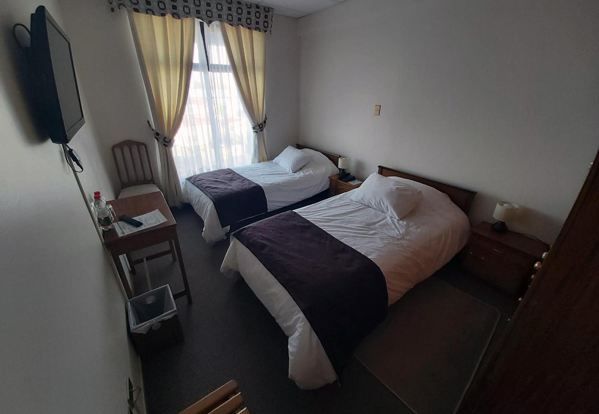 Hotel Esmeralda 3*